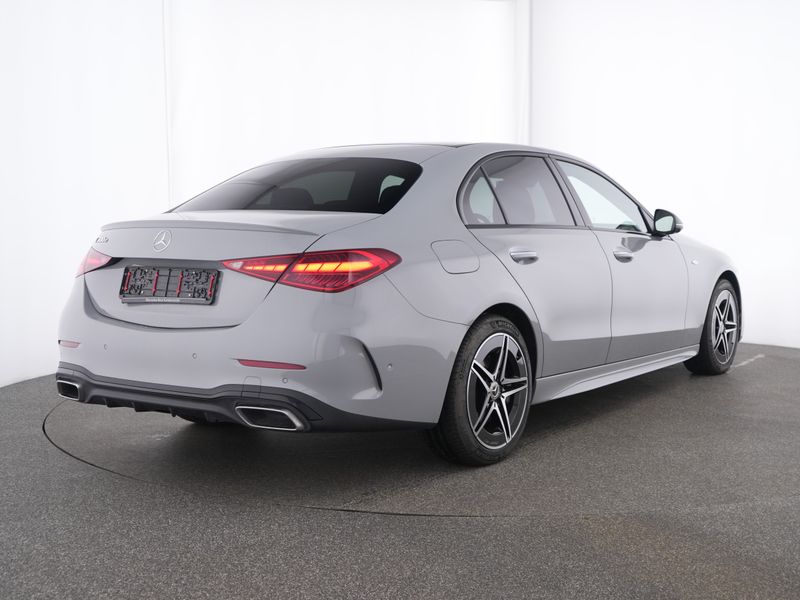 Mercedes-Benz C 300 e - 2