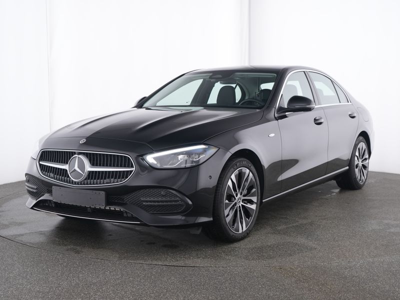 Mercedes-Benz C 300 e 2025