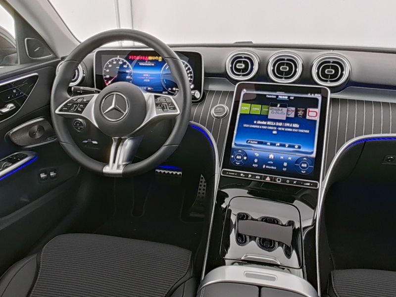 Mercedes-Benz C 300 e - 6