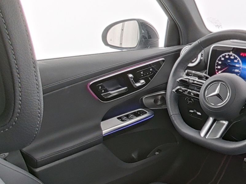 Mercedes-Benz GLC 300 e 4M Coupe - 8