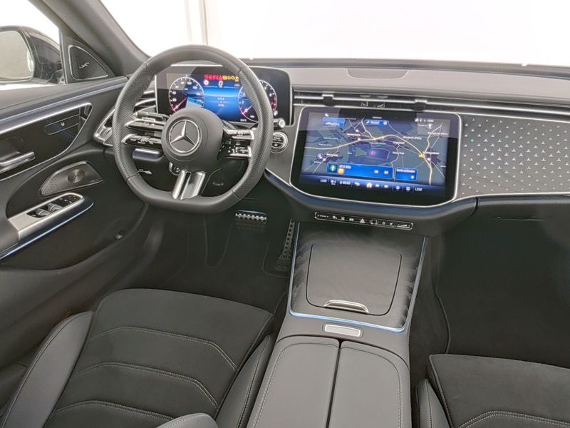 Mercedes-Benz E 200 - 7